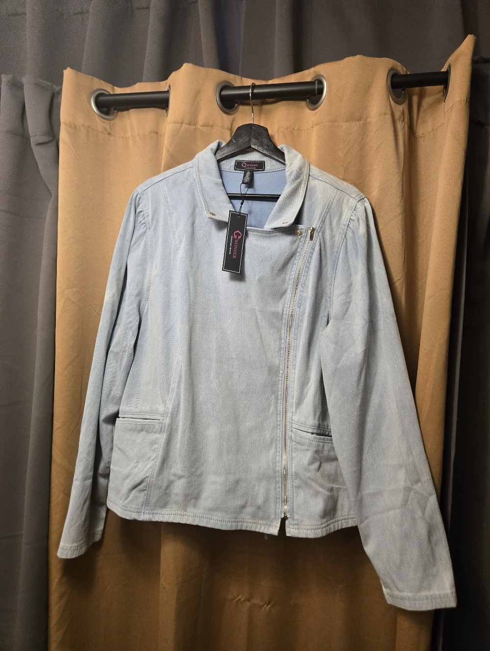 C Wonder by Christian Siriano Puff Sleeve Moto Jacket Plus Size 3X Light Wash - Picture 2 of 7